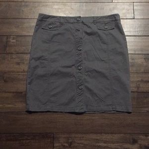 NY &Co gray cargo skirt